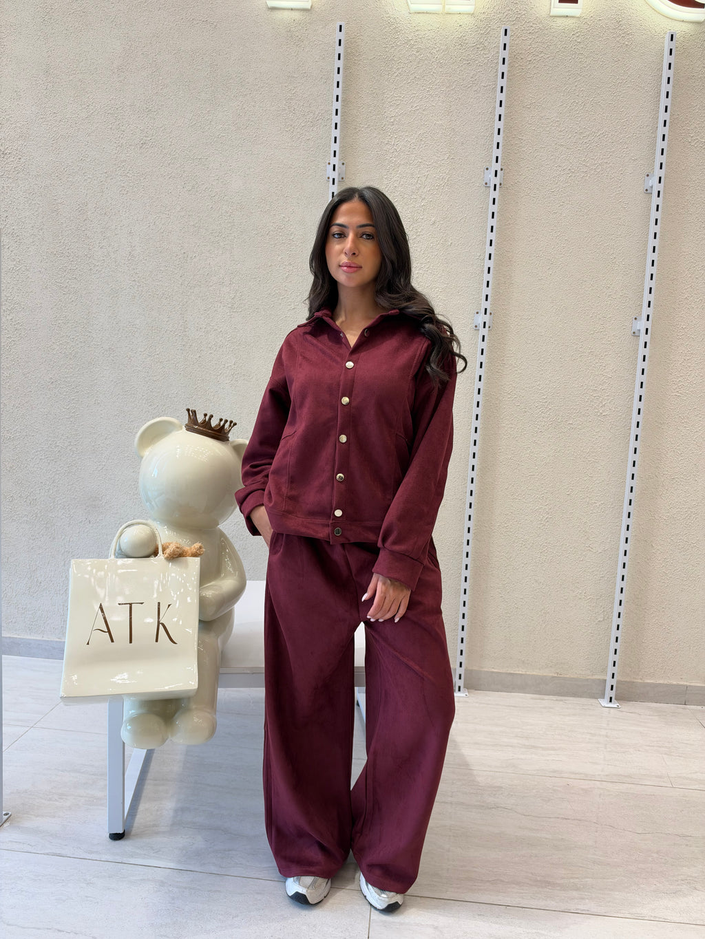 Buttoned set