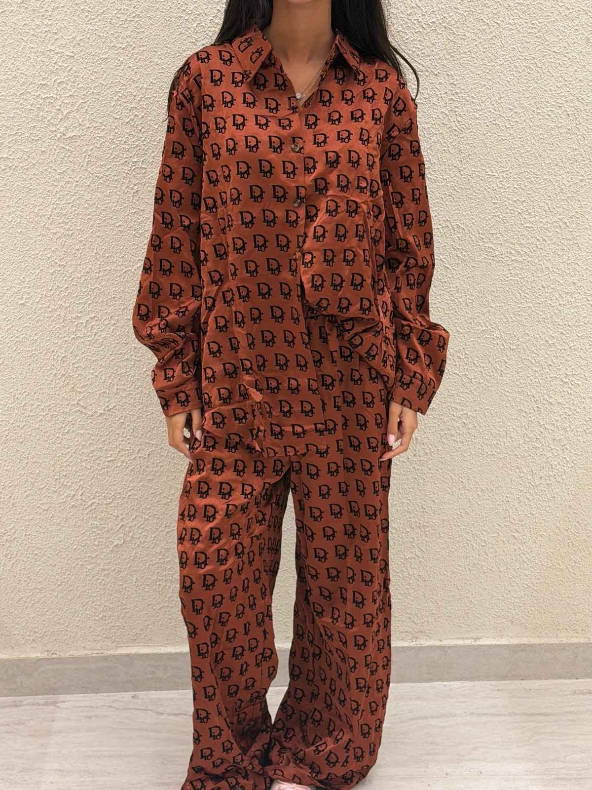 BRAND SUITS