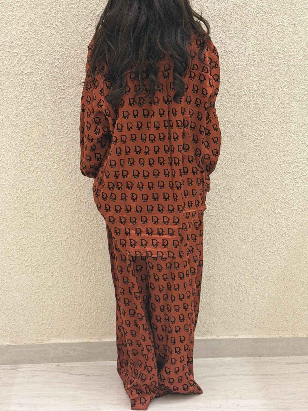 BRAND SUITS