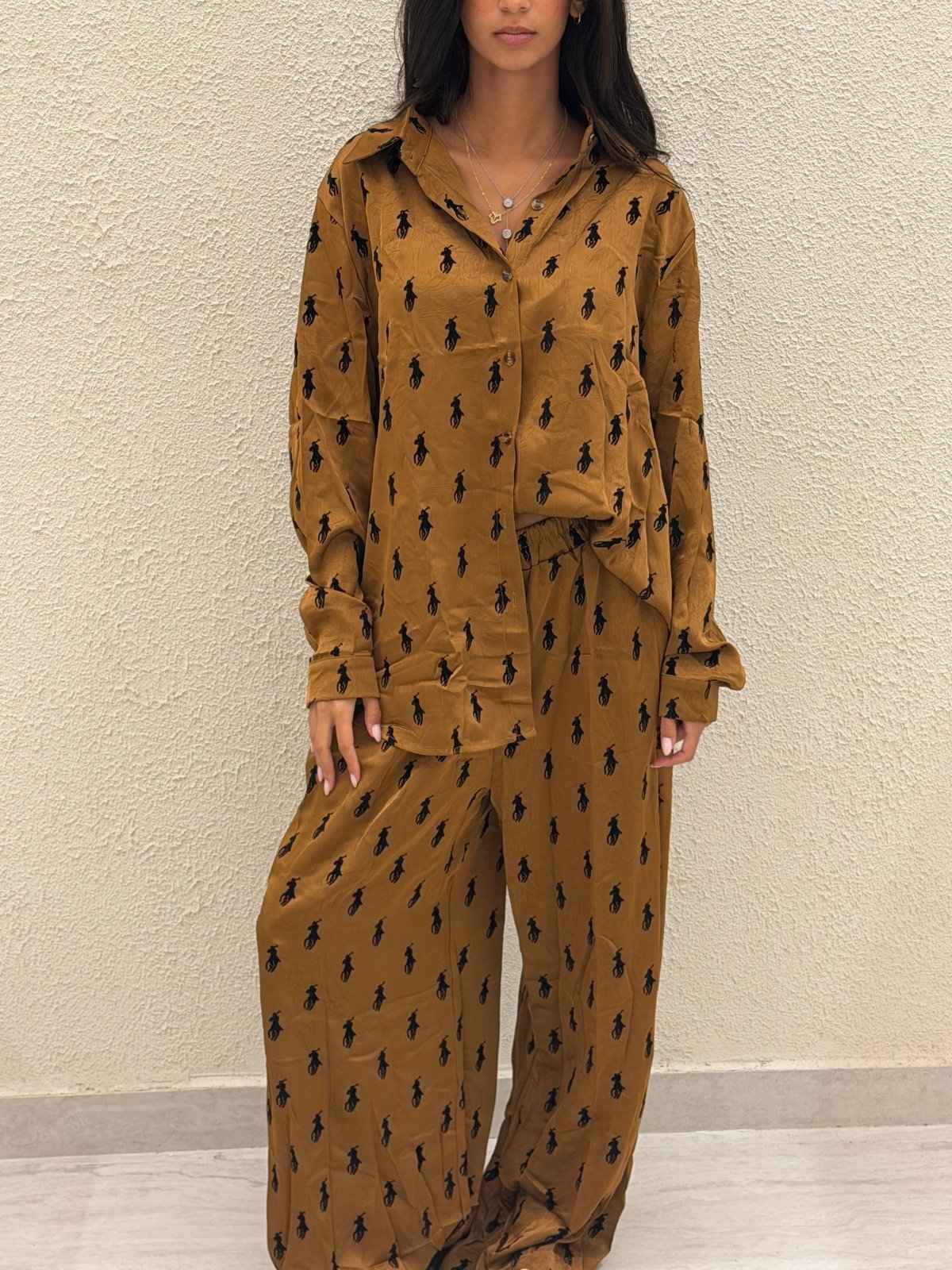 BRAND SUITS