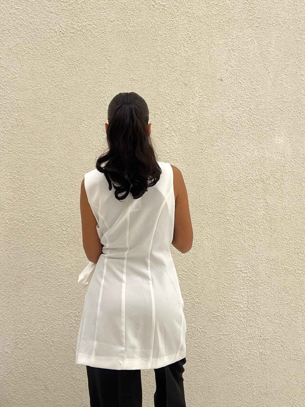 SIDE-TIE VEST